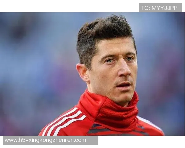 莱万重返德甲赛场为旧主进球拜仁球迷怒斥其背叛与忘恩负义